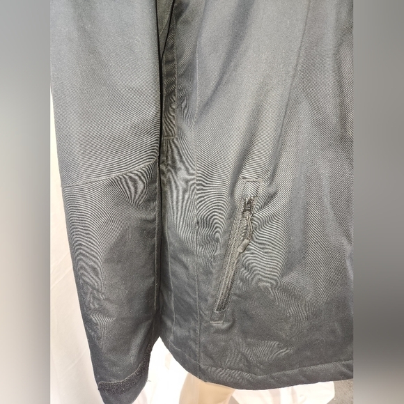 Oakley Parka - Picture 10 of 11